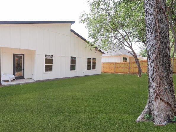 5416  Carver Drive , Fort Worth Texas 76107