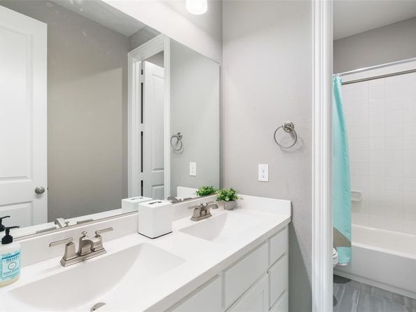 1205  Lake Hills Trail , Roanoke Texas 76262