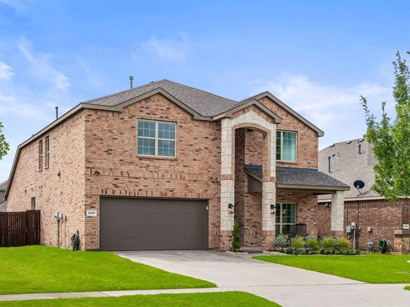 1413  Clayton Lane , Celina Texas 75009