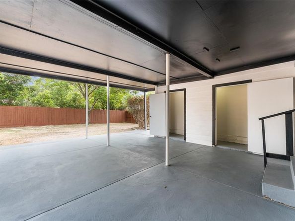 10204  San Juan Avenue , Dallas Texas 75228