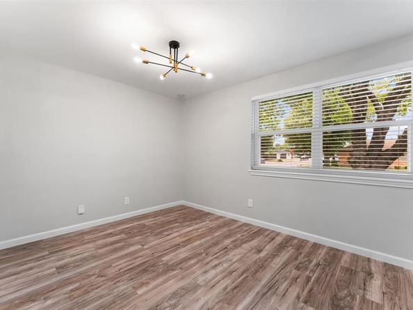 10204  San Juan Avenue , Dallas Texas 75228