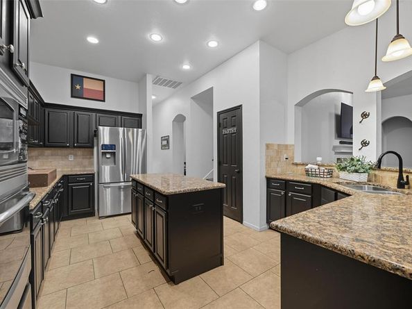 5  Cimarron Court , Trophy Club Texas 76262