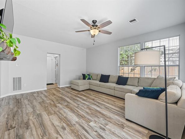 2833  Ingram Drive , Grand Prairie Texas 75052