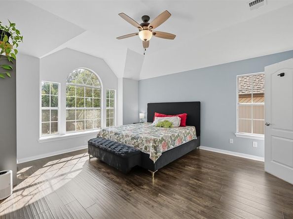 2833  Ingram Drive , Grand Prairie Texas 75052