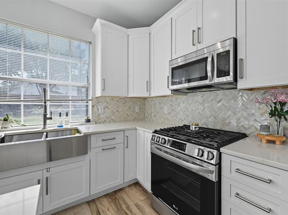 2833  Ingram Drive , Grand Prairie Texas 75052