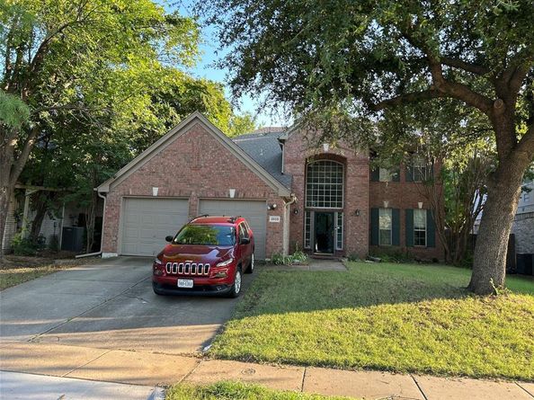 2833  Ingram Drive , Grand Prairie Texas 75052