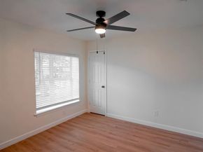1049  Rosewood Drive , DeSoto Texas 75115