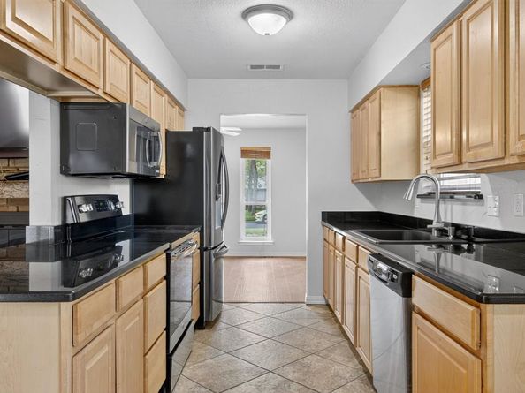 2922  Canyon Drive , Grapevine Texas 76051