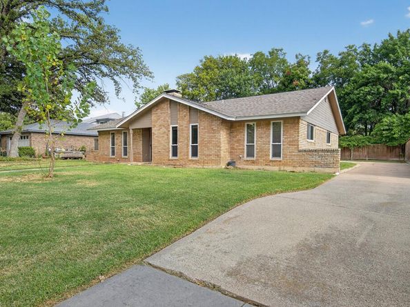 2922  Canyon Drive , Grapevine Texas 76051
