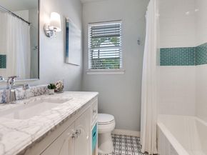 4323  Ashford Drive , Dallas Texas 75214