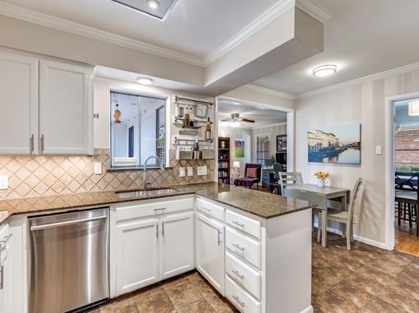 4323  Ashford Drive , Dallas Texas 75214