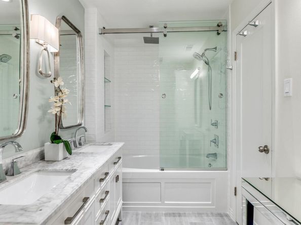 4323  Ashford Drive , Dallas Texas 75214
