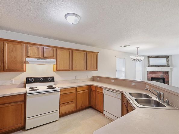 7971  Harmony Creek Road , Dallas Texas 75237