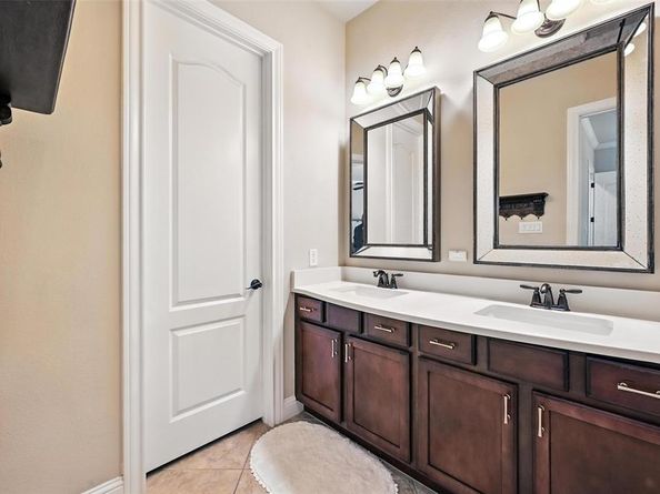 218  Wallington Way , Lewisville Texas 75067