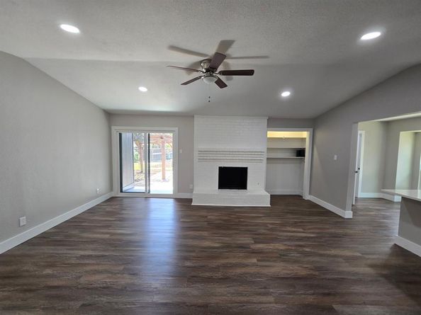 526  Doral Place , Garland Texas 75043