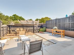 7609  Riverbrook Drive  11, Dallas Texas 75230