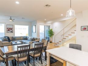 2222  Moser Avenue  111, Dallas Texas 75206
