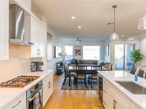 2222  Moser Avenue  111, Dallas Texas 75206
