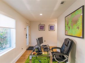 2222  Moser Avenue  111, Dallas Texas 75206
