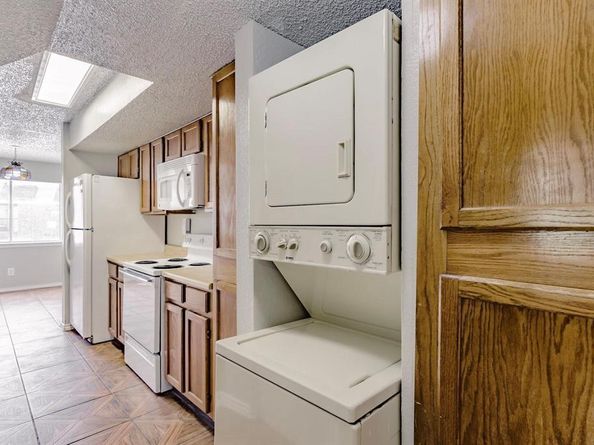 9823  Walnut Street  L205, Dallas Texas 75243