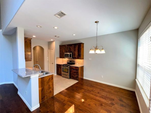 6118  Eagle Nest Drive , Garland Texas 75044