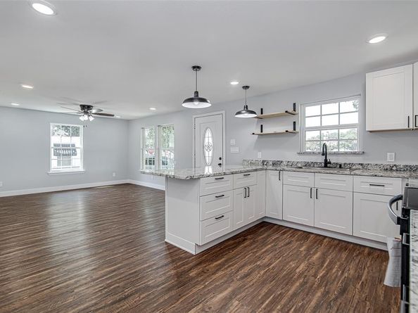 2114  Mckinley Avenue , Fort Worth Texas 76164