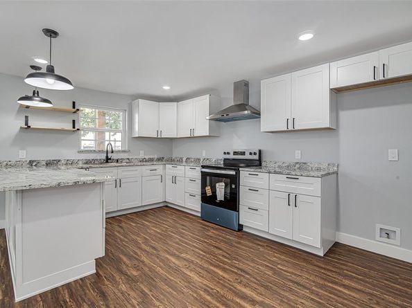 2114  Mckinley Avenue , Fort Worth Texas 76164