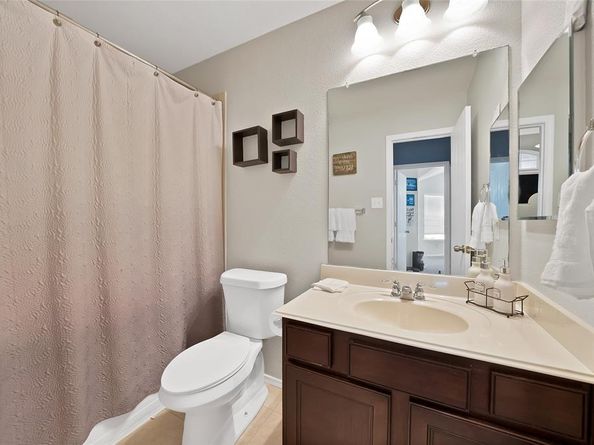 6305  Pool View Drive , Dallas Texas 75249