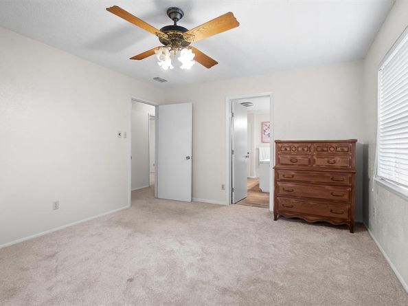 6225 N Hill Lane , Fort Worth Texas 76135