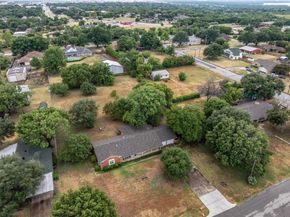 6225 N Hill Lane , Fort Worth Texas 76135