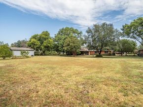 6225 N Hill Lane , Fort Worth Texas 76135