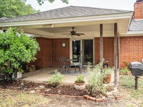 6225 N Hill Lane , Fort Worth Texas 76135