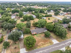 6225 N Hill Lane , Fort Worth Texas 76135