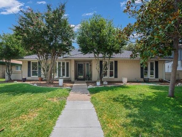 2404  Deep Valley Trail , Plano Texas 75023