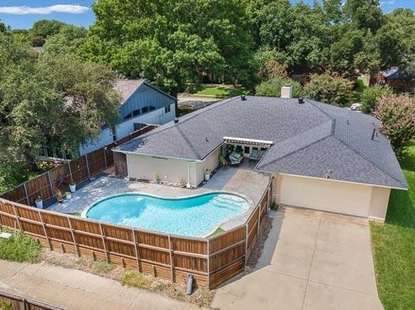2404  Deep Valley Trail , Plano Texas 75023