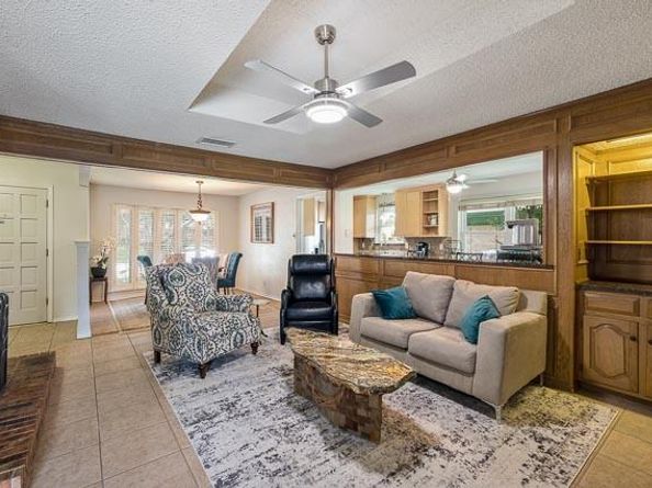 2404  Deep Valley Trail , Plano Texas 75023