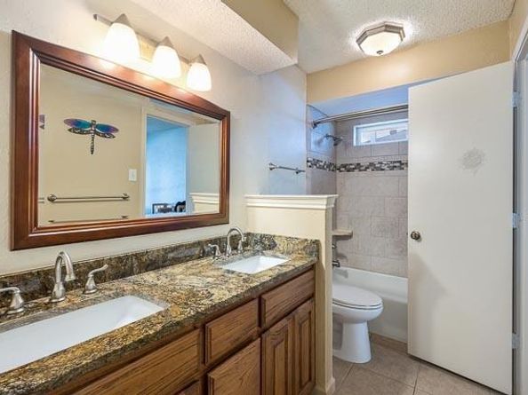 2404  Deep Valley Trail , Plano Texas 75023