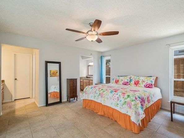 2404  Deep Valley Trail , Plano Texas 75023