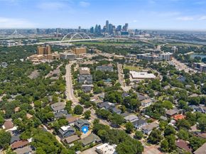 1015 N Bishop  , Dallas Texas 75208