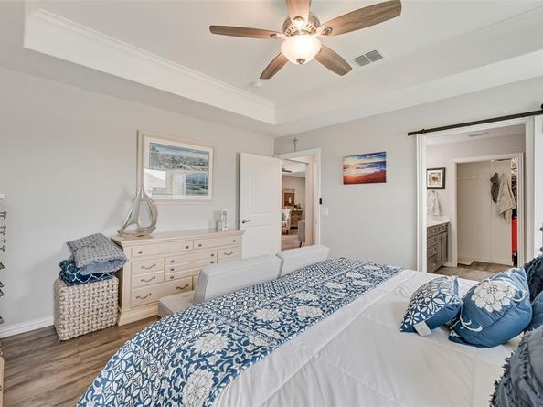 1001  Memorial Drive , Little Elm Texas 76227