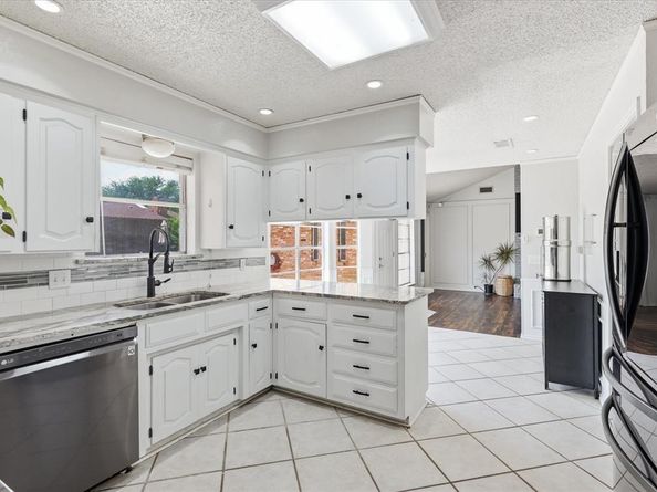 4314  Steeplechase Trail , Arlington Texas 76016