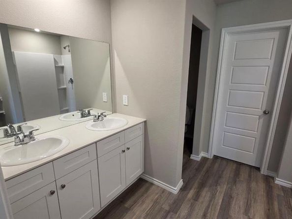 365  DEAF SMITH Street , Fort Worth Texas 76247