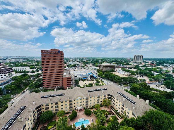 3401  Lee Parkway  1906, Dallas Texas 75219