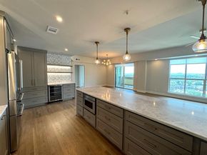 3401  Lee Parkway  1906, Dallas Texas 75219