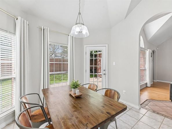 2825  Wales Court , Grand Prairie Texas 75052