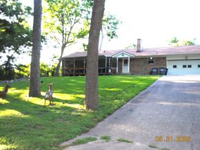 1628  RIVERWAY Lane , Lancaster Texas 75146