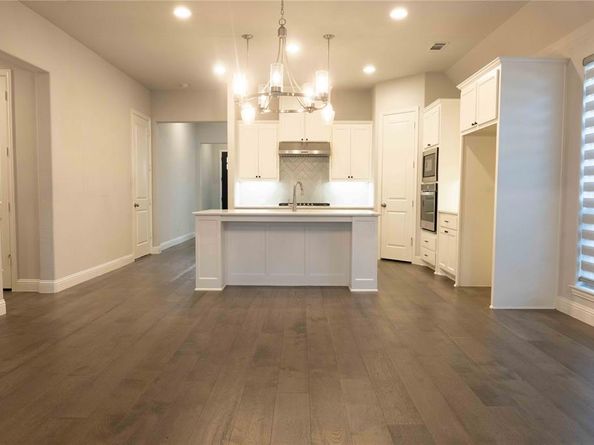4449  Tall Knight Lane , Carrollton Texas 75010