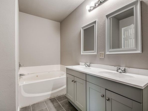 610  Lonestar Park Lane , Ponder Texas 76259