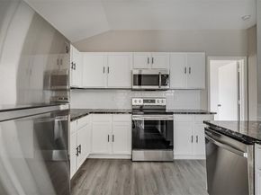 596  Creekbend Street , Crowley Texas 76036