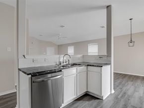 596  Creekbend Street , Crowley Texas 76036